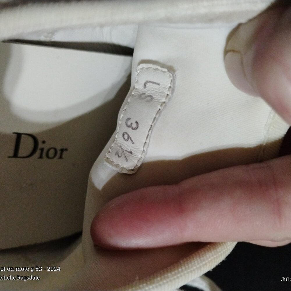 Shoes - Picture 6 of 10